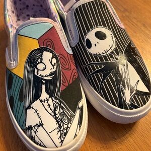 NIGHTMARE BEFORE CHRISTMAS SLIP-ON SNEAKER